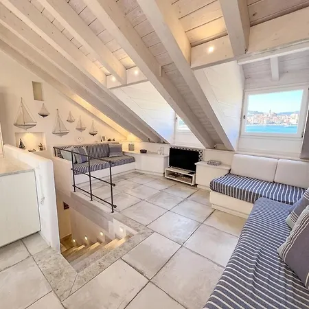 Sea House Apartment *