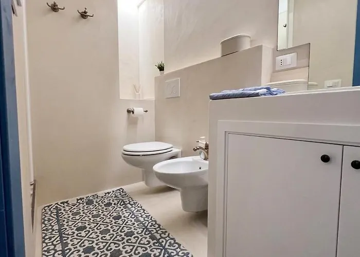 Sea House Апартаменты Варацце